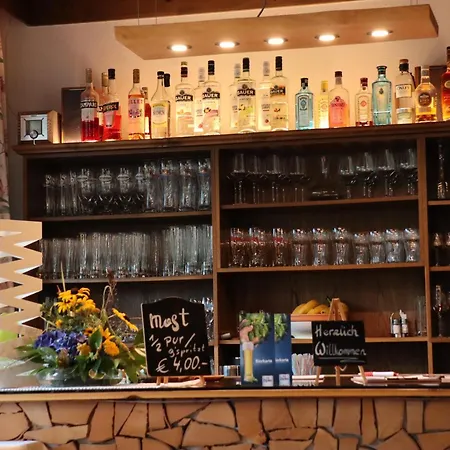 ゲストハウス Gaestehaus Neubauer Kaltenberg
