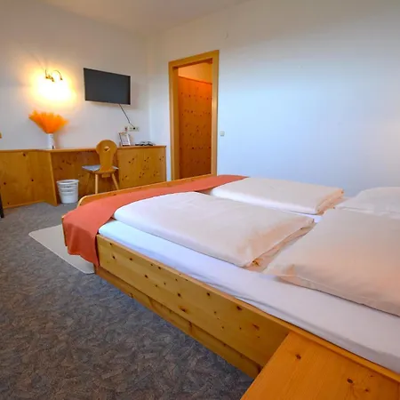 Gaestehaus Neubauer 3*