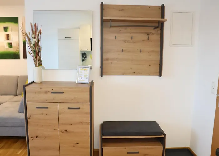 Neubauer Πανσιόν 3*